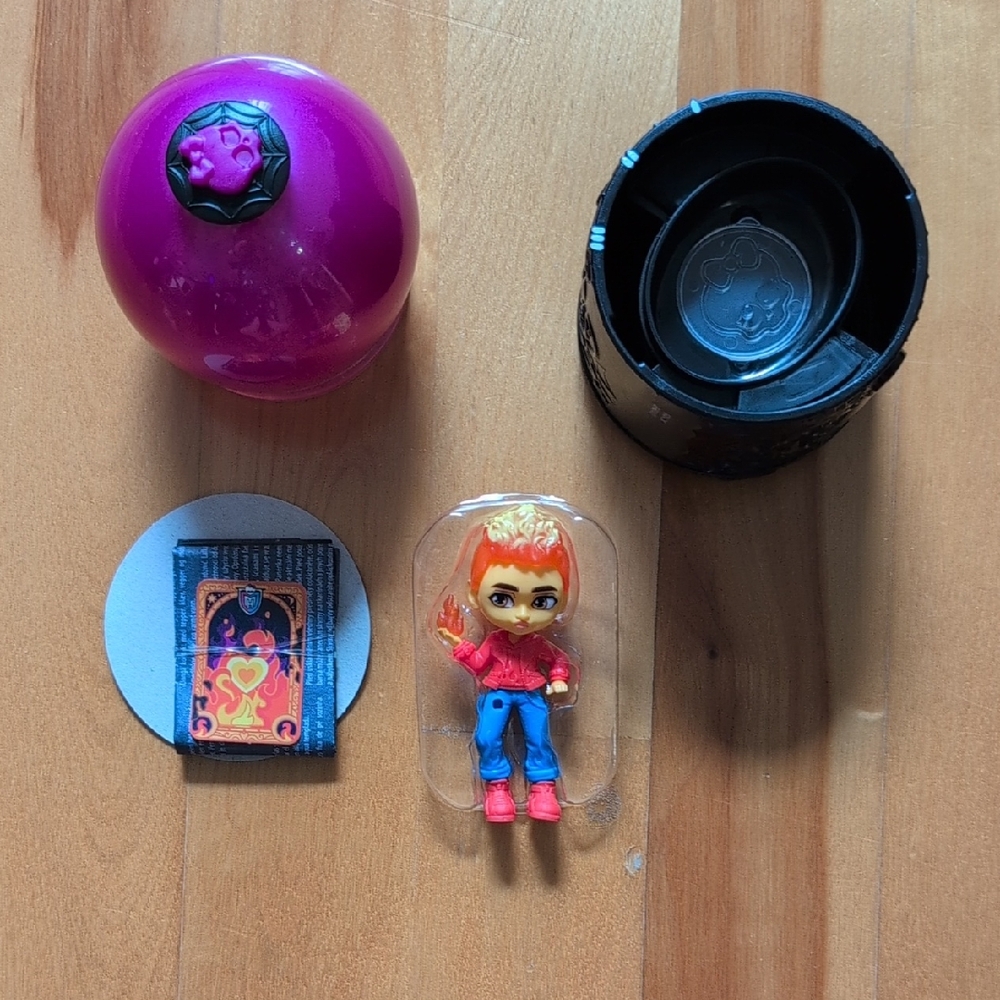 Monster High Potions Crystal Ball Mini Doll - Hhath Burns